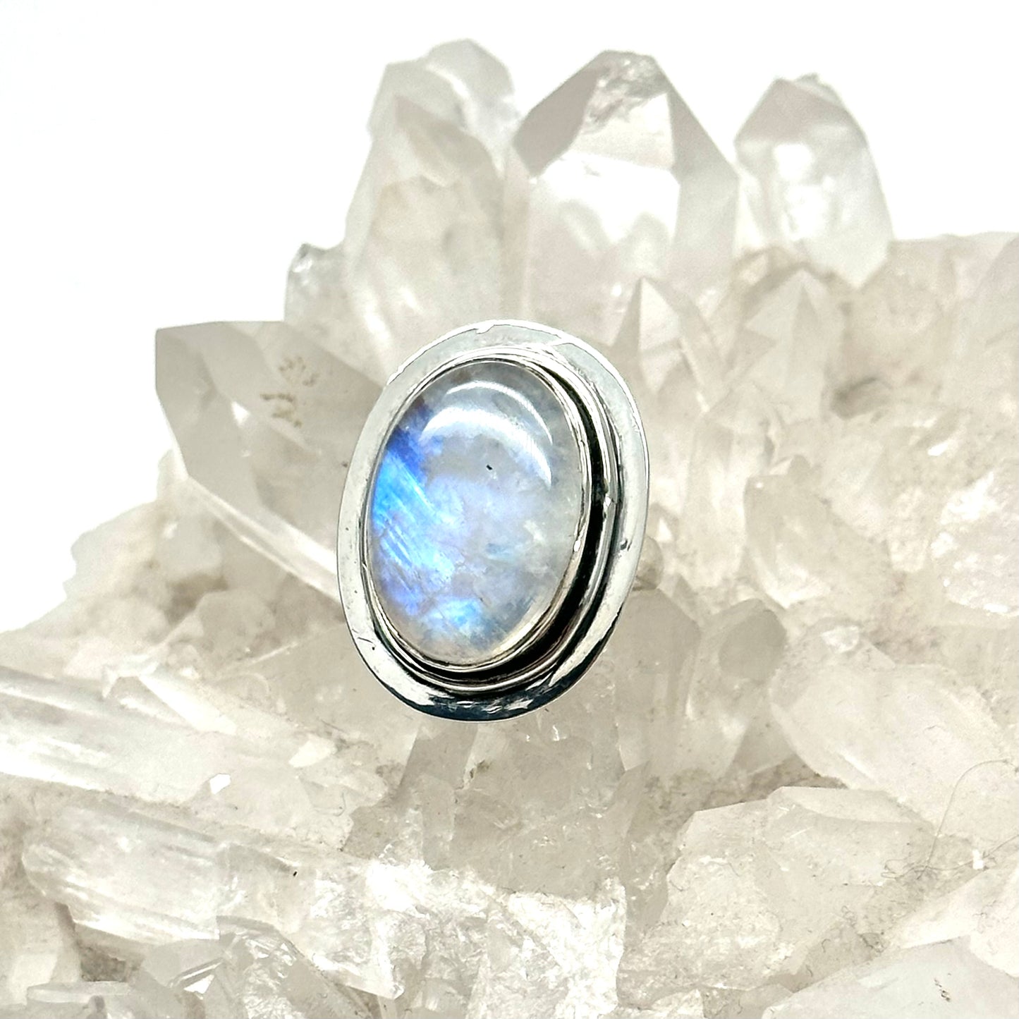 Load image into Gallery viewer, Dreamweaver Moonstone Ring
