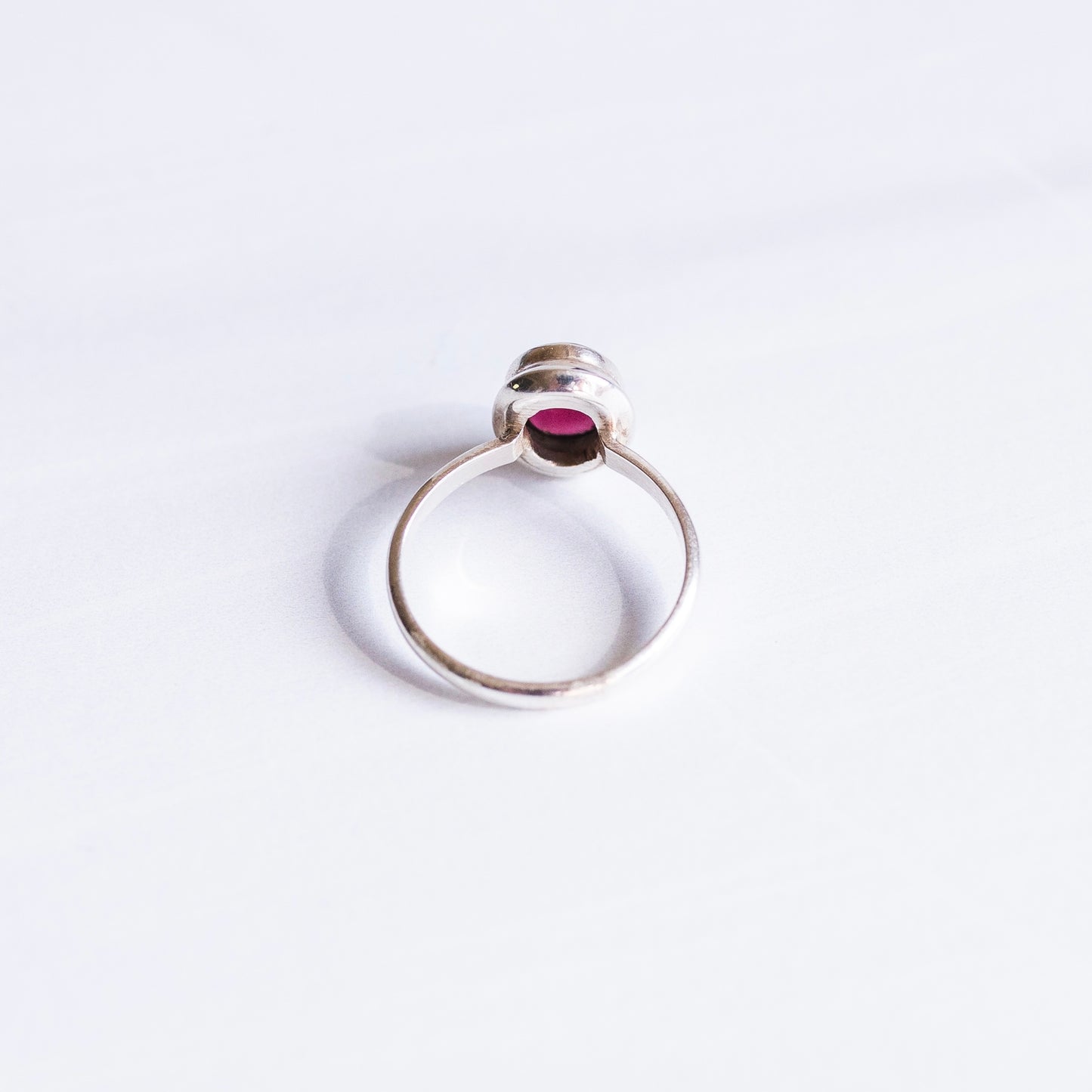 Load image into Gallery viewer, Soma Garnet Ring
