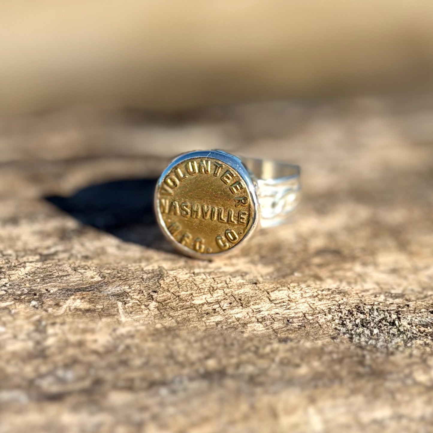 “Volunteer Nashville MFG CO” Union Button Ring Size 9