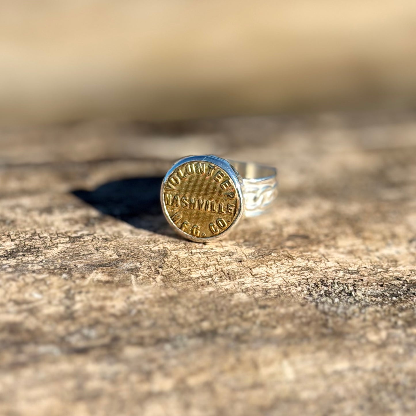 “Volunteer Nashville MFG CO” Union Button Ring Size 9