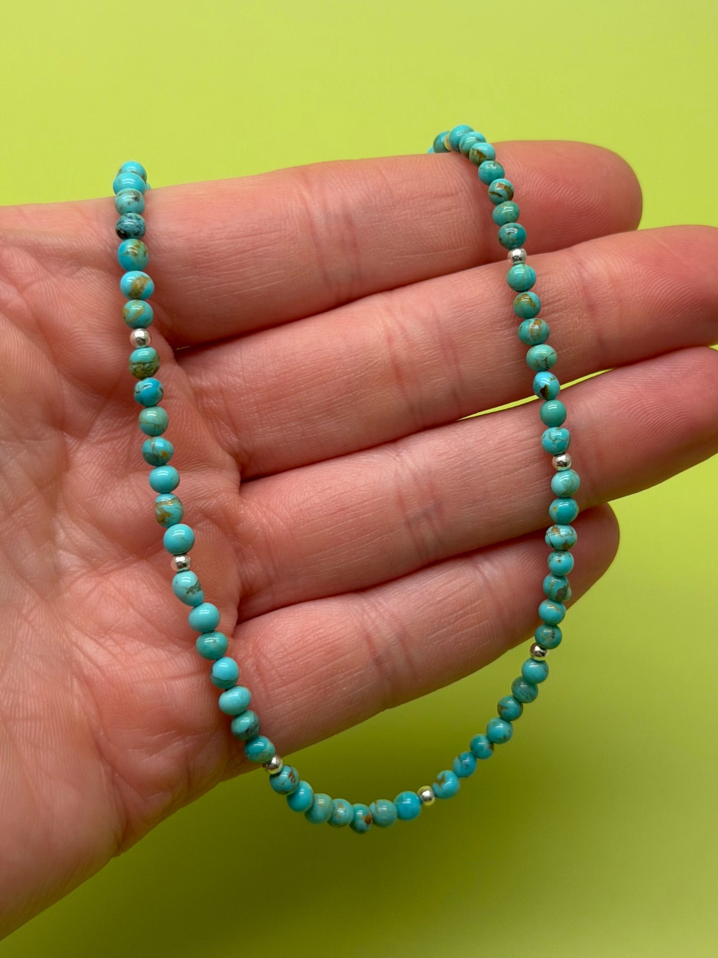 Round Kingman Turquoise Strand