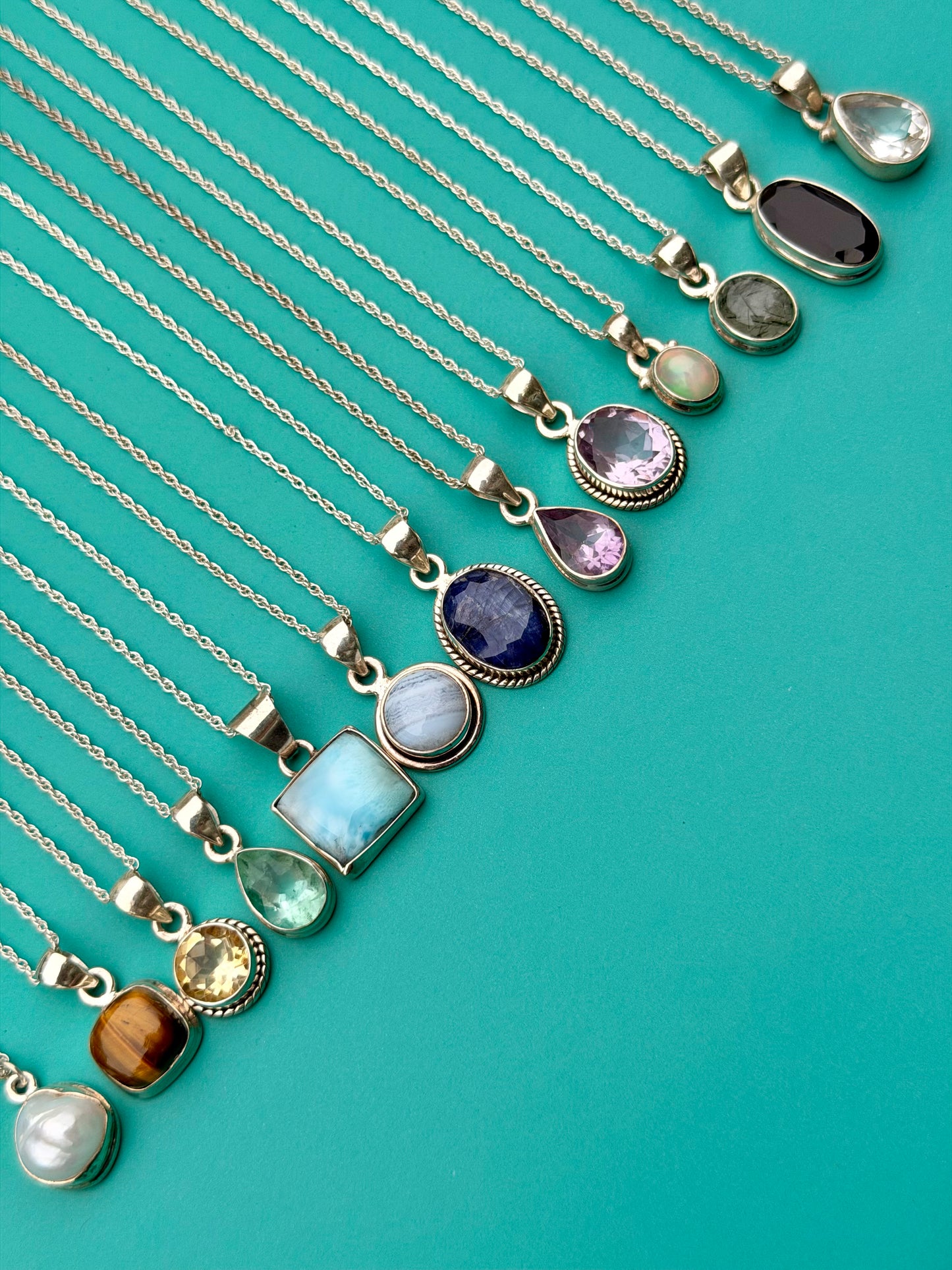 Onyx Everyday Stacker
