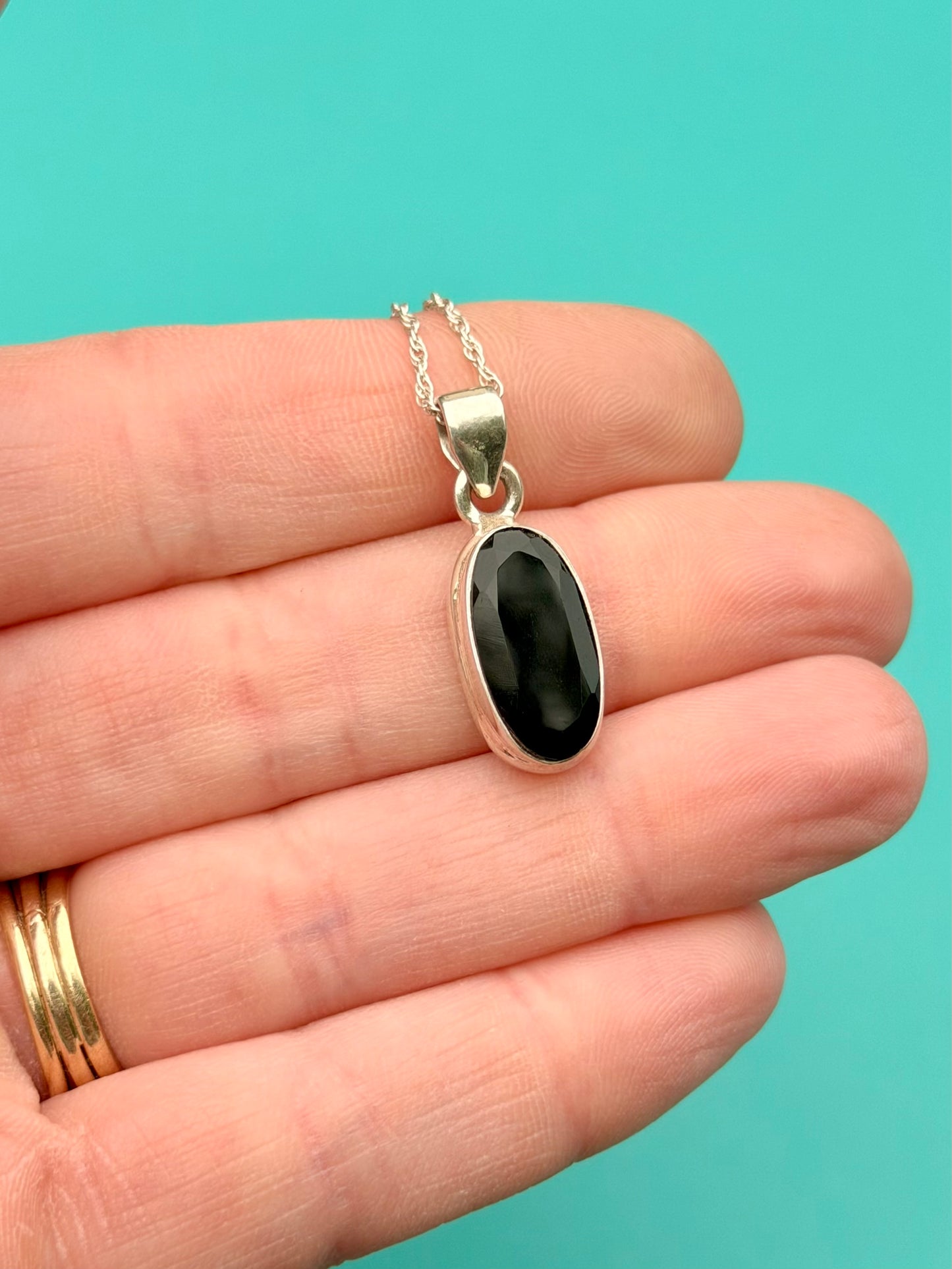 Onyx Everyday Stacker