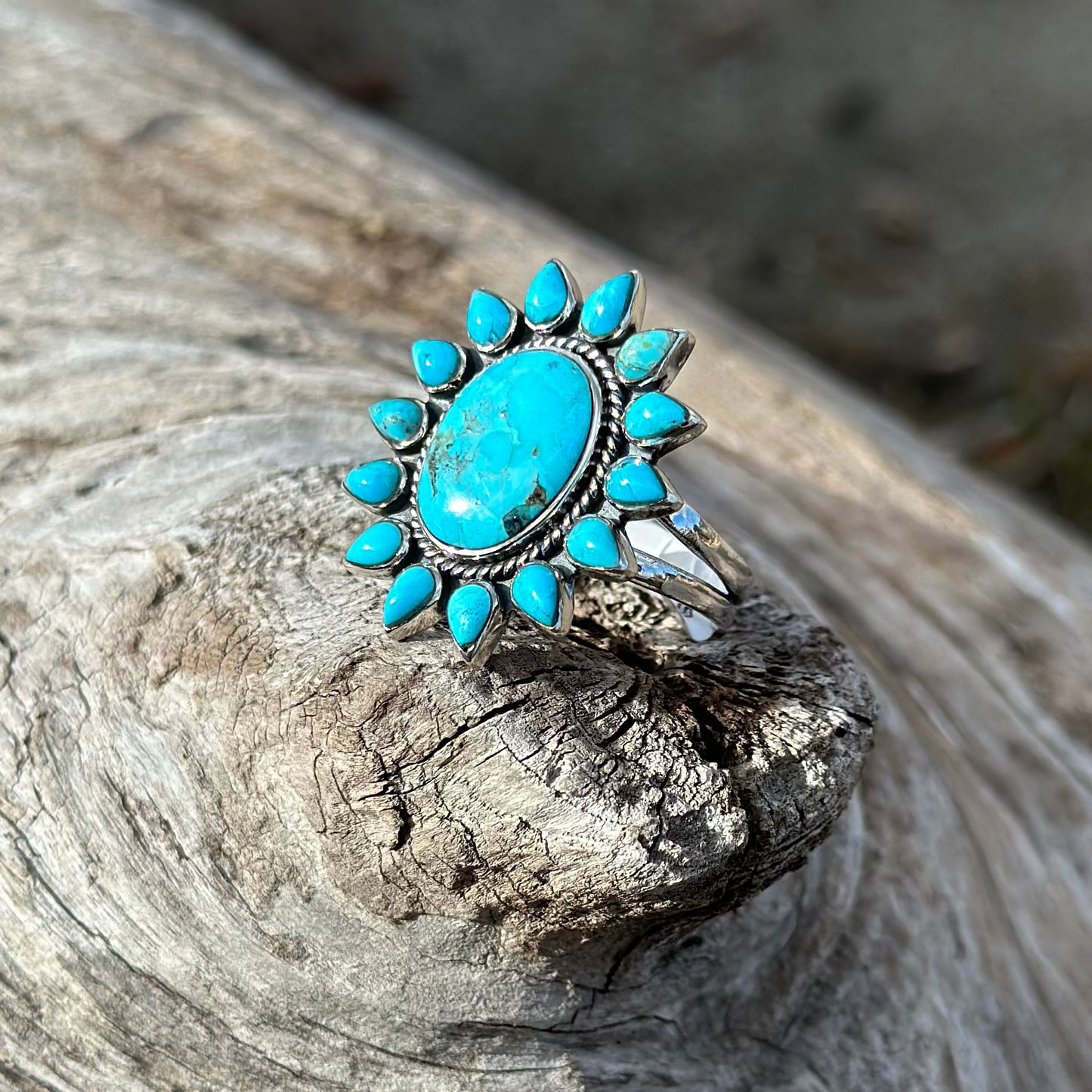 Load image into Gallery viewer, Zion Turquoise Ring
