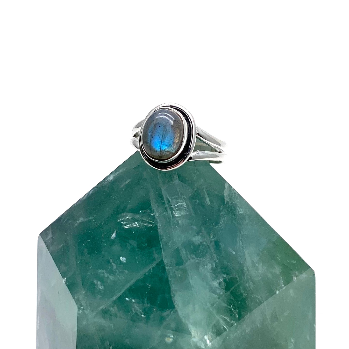 Load image into Gallery viewer, Kristy Labradorite Ring
